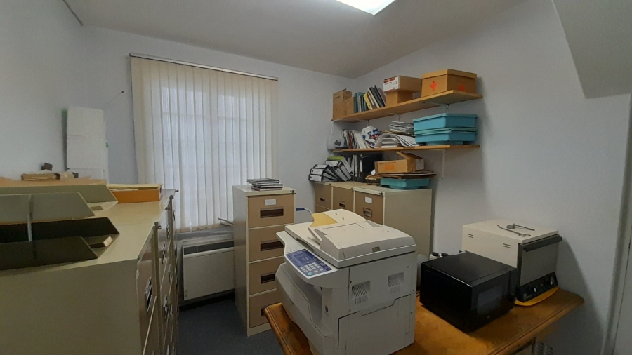 To Let Commercial Property for Rent in Claremont Upper Western Cape